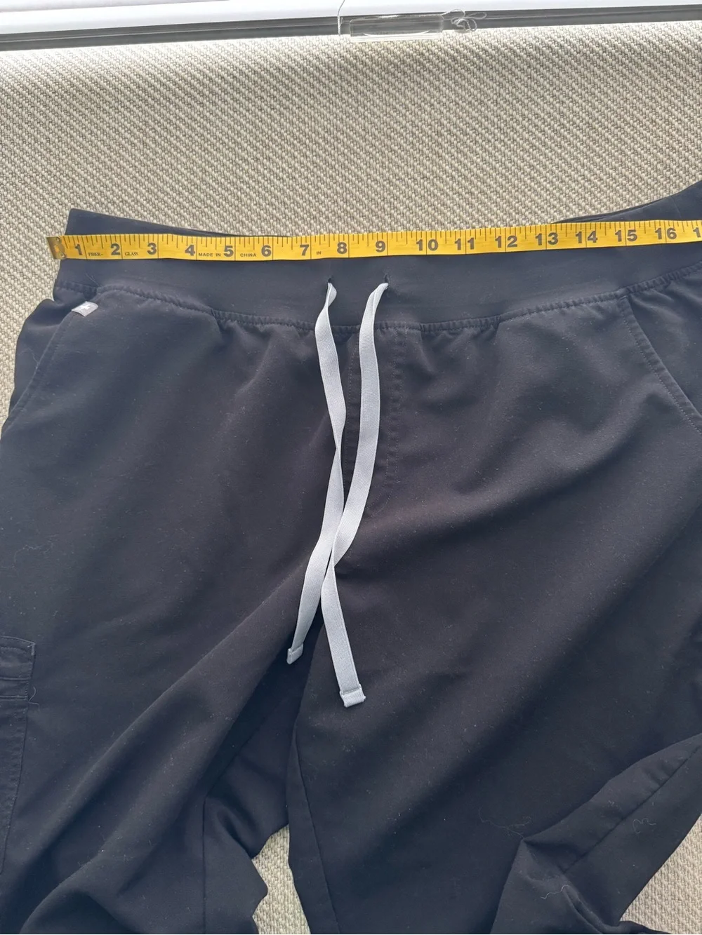 Figs Men's Black Jogger Pants - size XL - petite